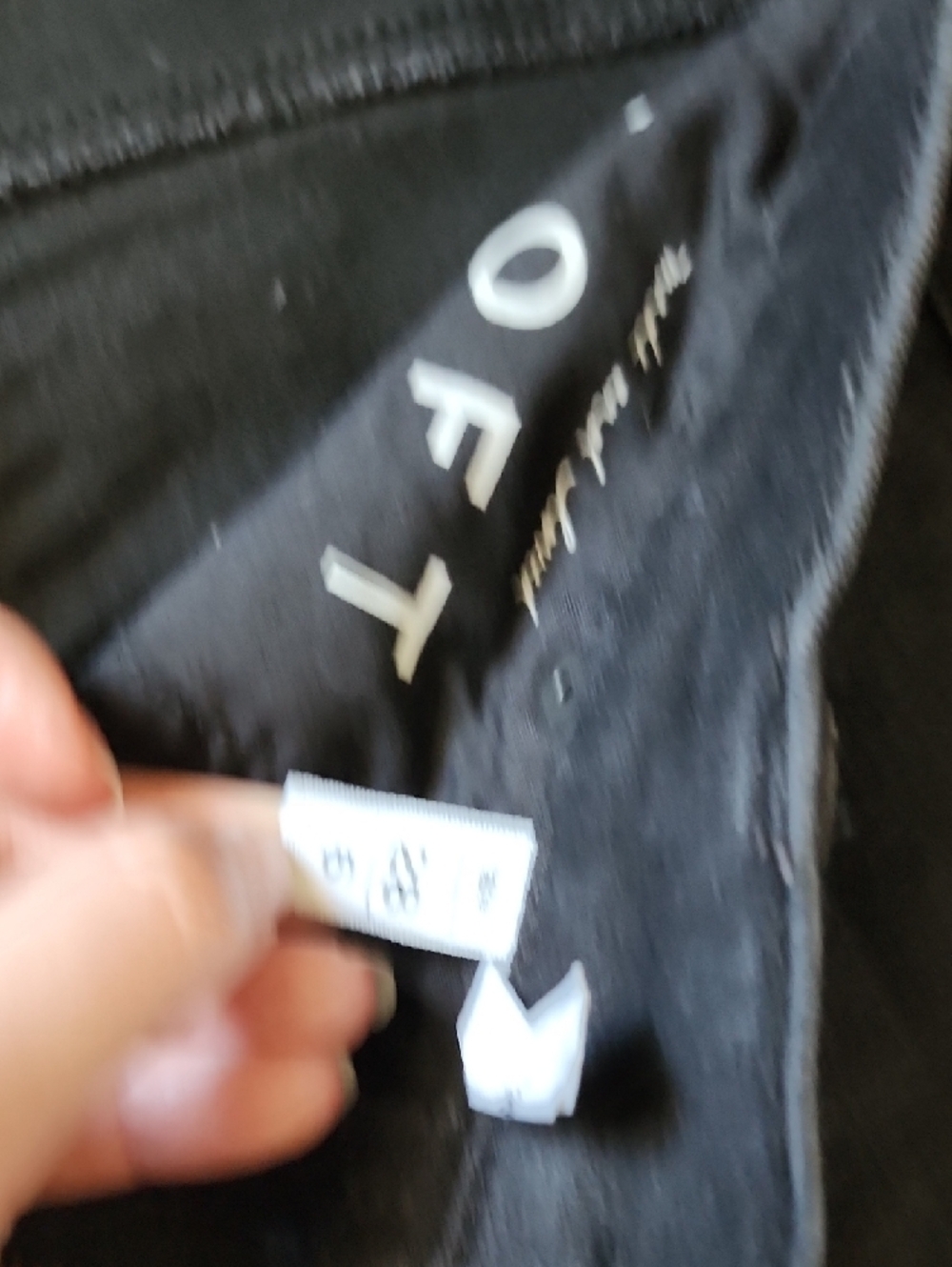 LOFT Black Women's Modern Skinny Jeans - Picture 3 of 4